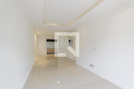 Apartamento para alugar com 117m², 3 quartos e 2 vagas Apartamento para alugar com 117m², 3 quartos e 2 vagasSala