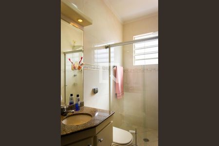 Casa à venda com 150m², 3 quartos e 2 vagasBanheiro