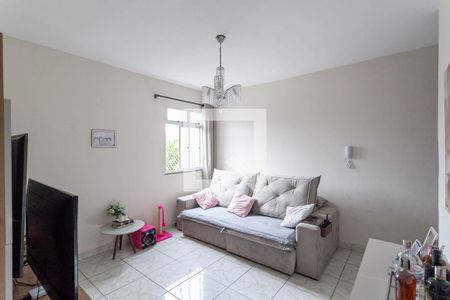 Sala de apartamento para alugar com 2 quartos, 70m² em Floramar, Belo Horizonte