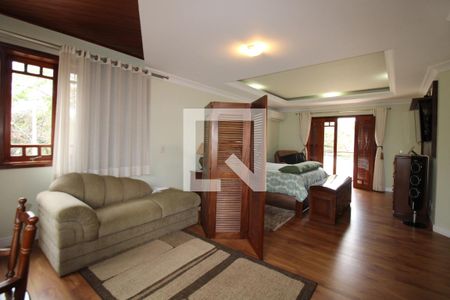 Casa à venda com 411m², 4 quartos e 5 vagasQuarto 4 (suíte master)