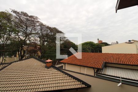 Casa à venda com 411m², 4 quartos e 5 vagasQuarto 3 (suíte) - Vista