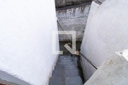 Casa para alugar com 48m², 2 quartos e sem vagaÁrea comum