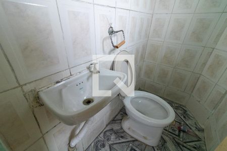 Banheiro de casa para alugar com 1 quarto, 30m² em Jardim Matarazzo, São Paulo