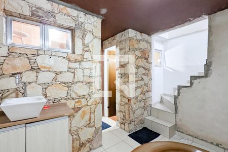 Casa à venda com 246m², 3 quartos e 2 vagas Casa à venda com 246m², 3 quartos e 2 vagasBanheiro da suíte