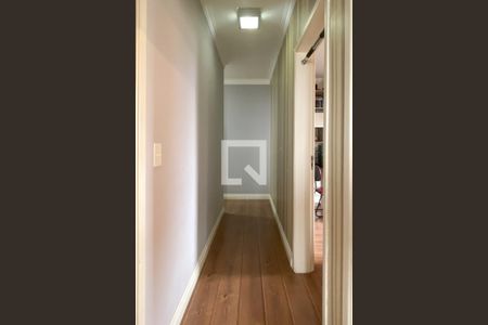 Apartamento à venda com 110m², 3 quartos e 3 vagas Apartamento à venda com 110m², 3 quartos e 3 vagasCorredor