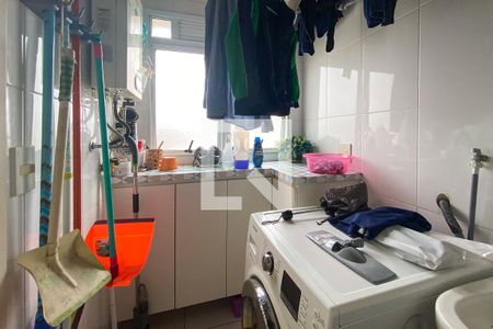 Apartamento à venda com 110m², 3 quartos e 3 vagas Apartamento à venda com 110m², 3 quartos e 3 vagasÁrea de Serviço