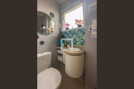 Apartamento à venda com 110m², 3 quartos e 3 vagas Apartamento à venda com 110m², 3 quartos e 3 vagasBanheiro de Serviço