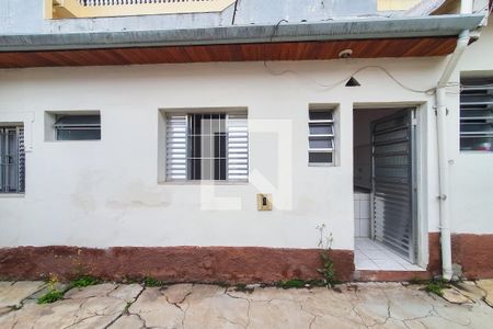 Casa de condomínio para alugar com 20m², 1 quarto e sem vaga Casa de condomínio para alugar com 20m², 1 quarto e sem vagaFachada da Casa