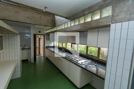 Casa à venda com 250m², 3 quartos e 6 vagasCozinha