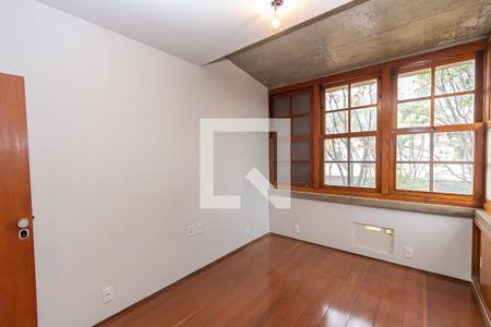 Casa à venda com 250m², 3 quartos e 6 vagasSuíte 1