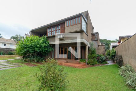 Casa à venda com 250m², 3 quartos e 6 vagasFachada