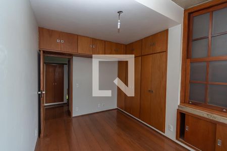 Casa à venda com 250m², 3 quartos e 6 vagasQuarto