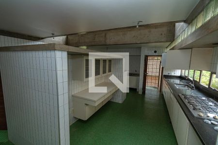 Casa à venda com 250m², 3 quartos e 6 vagasCozinha