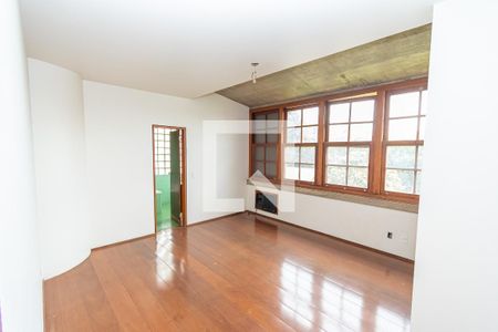 Casa à venda com 250m², 3 quartos e 6 vagasSuite 2