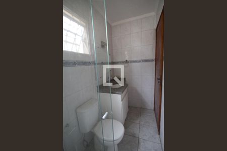 Casa de condomínio para alugar com 84m², 2 quartos e 2 vagasBanheiro