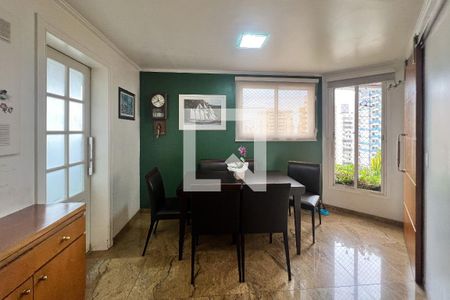 Apartamento à venda com 214m², 4 quartos e 3 vagasCopa