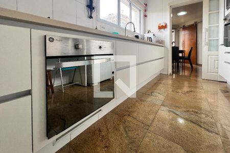 Apartamento à venda com 214m², 4 quartos e 3 vagasCozinha
