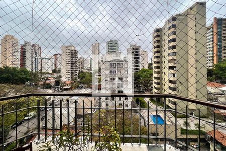 Apartamento à venda com 214m², 4 quartos e 3 vagasVista