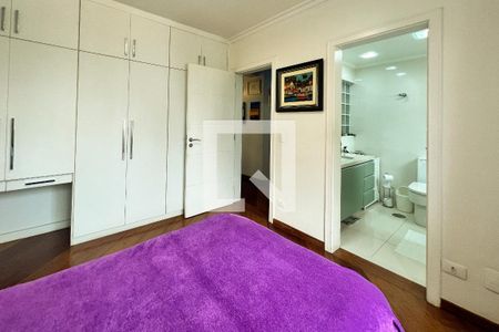 Apartamento à venda com 214m², 4 quartos e 3 vagasSuíte 2