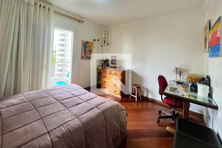 Apartamento à venda com 214m², 4 quartos e 3 vagasSuíte 1