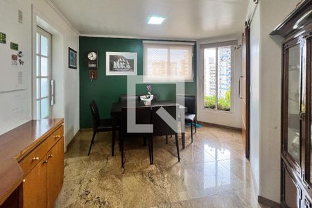 Apartamento à venda com 214m², 4 quartos e 3 vagasCopa