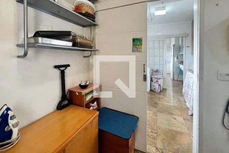 Apartamento à venda com 214m², 4 quartos e 3 vagasQuarto de Serviço