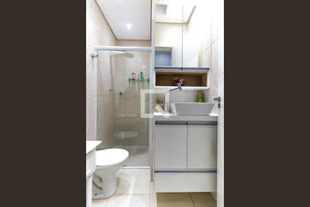 Casa à venda com 160m², 3 quartos e sem vaga Casa à venda com 160m², 3 quartos e sem vagaBanheiro