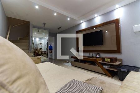 Sala de casa à venda com 3 quartos, 160m² em Jardim Jussara, São Paulo