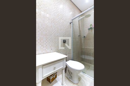 Casa à venda com 160m², 3 quartos e sem vaga Casa à venda com 160m², 3 quartos e sem vagaBanheiro