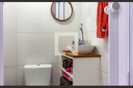 Casa à venda com 160m², 3 quartos e sem vaga Casa à venda com 160m², 3 quartos e sem vagaLavabo