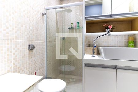 Casa à venda com 160m², 3 quartos e sem vaga Casa à venda com 160m², 3 quartos e sem vagaBanheiro