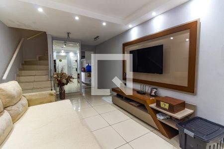 Sala de casa à venda com 3 quartos, 160m² em Jardim Jussara, São Paulo