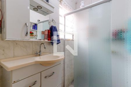 Casa à venda com 75m², 2 quartos e sem vaga Casa à venda com 75m², 2 quartos e sem vagaBanheiro