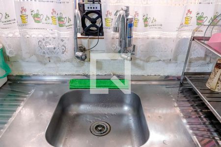 Casa à venda com 75m², 2 quartos e sem vaga Casa à venda com 75m², 2 quartos e sem vagaCozinha