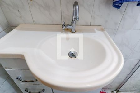 Casa à venda com 75m², 2 quartos e sem vaga Casa à venda com 75m², 2 quartos e sem vagaBanheiro