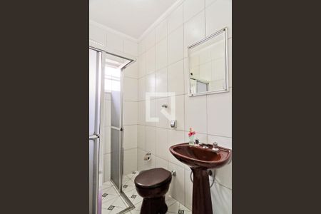 Casa à venda com 116m², 2 quartos e 2 vagas Casa à venda com 116m², 2 quartos e 2 vagasBanheiro