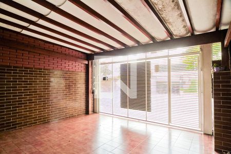 Casa à venda com 116m², 2 quartos e 2 vagas Casa à venda com 116m², 2 quartos e 2 vagasGaragem