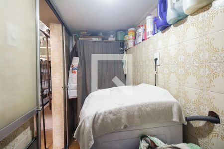 Casa à venda com 215m², 3 quartos e 5 vagasÁrea de serviço 