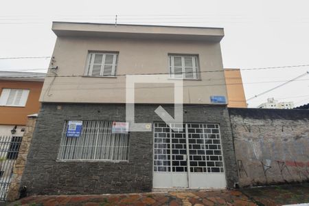Casa à venda com 215m², 3 quartos e 5 vagasFachada 