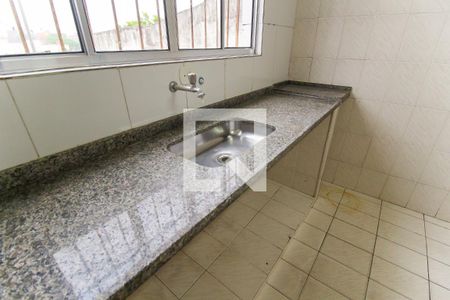 Casa para alugar com 250m², 2 quartos e 2 vagasCozinha