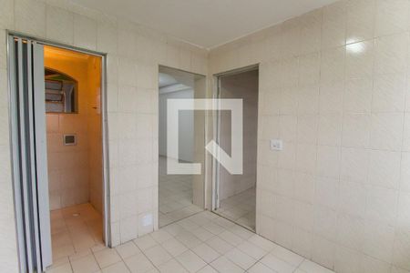 Casa para alugar com 250m², 2 quartos e 2 vagasCozinha