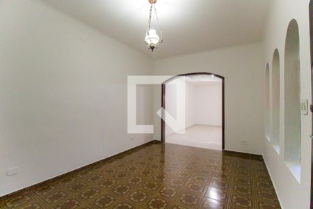 Sala 1 de casa para alugar com 2 quartos, 250m² em Jardim Itapemirim, São Paulo