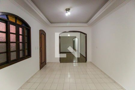Sala 2 de casa para alugar com 2 quartos, 250m² em Jardim Itapemirim, São Paulo