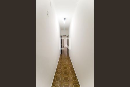 Casa para alugar com 250m², 2 quartos e 2 vagasCorredor