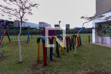 Apartamento para alugar com 47m², 2 quartos e 1 vaga Apartamento para alugar com 47m², 2 quartos e 1 vagaÁrea comum - Playground