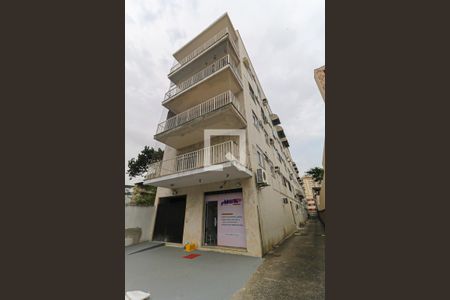 Apartamento à venda com 74m², 2 quartos e 1 vagaFachada