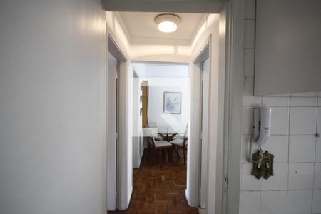 Apartamento para alugar com 70m², 2 quartos e 1 vagaCorredor