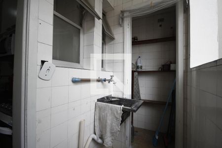 Apartamento para alugar com 70m², 2 quartos e 1 vagaÁrea de Serviço