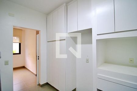 Apartamento à venda com 458m², 4 quartos e 3 vagas Apartamento à venda com 458m², 4 quartos e 3 vagasCozinha