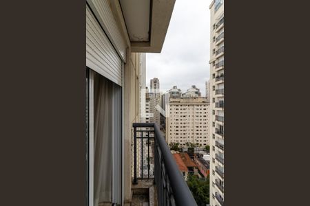 Apartamento para alugar com 138m², 2 quartos e 3 vagasSuíte varanda